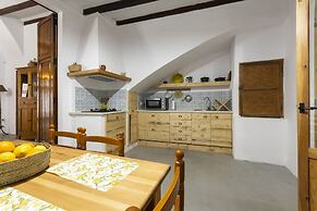 Casc Antic in Javea With 2 Bedrooms and 1 Bathrooms