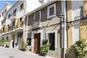 Casc Antic in Javea With 2 Bedrooms and 1 Bathrooms