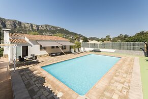 Cova De L Aire in La Drova