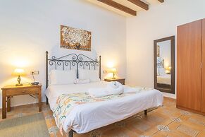 Sabatera in Inca With 1 Bedrooms and 1 Bathrooms