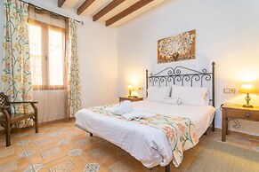 Sabatera in Inca With 1 Bedrooms and 1 Bathrooms