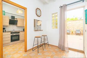 Sabatera in Inca With 1 Bedrooms and 1 Bathrooms