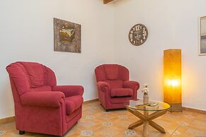 Sabatera in Inca With 1 Bedrooms and 1 Bathrooms