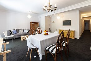 Samba in Gandia With 3 Bedrooms and 1 Bathrooms