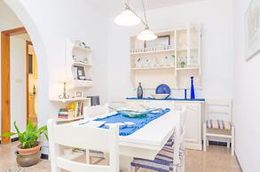 Penya in S Illot-cala Morlanda