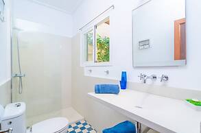 Penya in S Illot-cala Morlanda