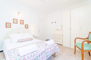 Penya in S Illot-cala Morlanda