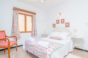 Penya in S Illot-cala Morlanda