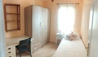 Playamar in Cadiz With 3 Bedrooms and 1 Bathrooms