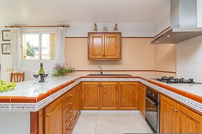 Unio 36 in Ariany With 4 Bedrooms and 2 Bathrooms