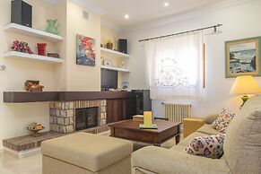 Unio 36 in Ariany With 4 Bedrooms and 2 Bathrooms