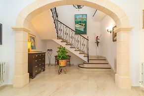 Unio 36 in Ariany With 4 Bedrooms and 2 Bathrooms