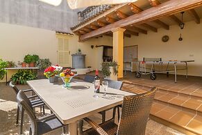 Unio 36 in Ariany With 4 Bedrooms and 2 Bathrooms