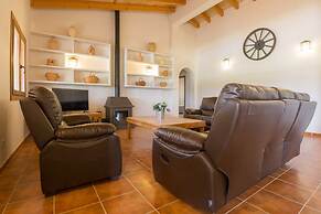 S Estacio in Muro With 4 Bedrooms and 2 Bathrooms