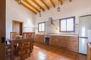 S Estacio in Muro With 4 Bedrooms and 2 Bathrooms