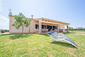 S Estacio in Muro With 4 Bedrooms and 2 Bathrooms