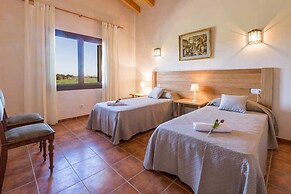 S Estacio in Muro With 4 Bedrooms and 2 Bathrooms