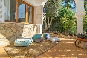 Sol I Vent in Cala Llombards