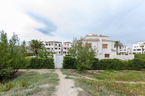 Secreto in Oliva With 3 Bedrooms and 1 Bathrooms