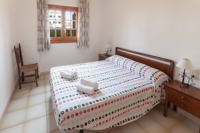 Secreto in Oliva With 3 Bedrooms and 1 Bathrooms