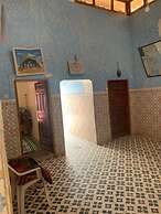 Guste Hause Imdoukal