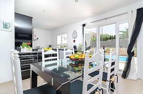 Xalet S Escaleta in Cala Santany