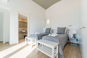 Villa Gaudina in Sant Llu s