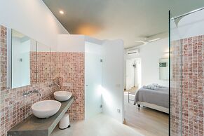 Villa Gaudina in Sant Llu s