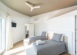 Villa Gaudina in Sant Llu s