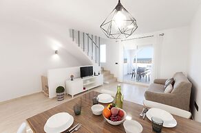 Vistamar 1 in Oliva With 2 Bedrooms and 1 Bathrooms