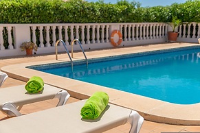 Villa Victoria in Cala en Porter