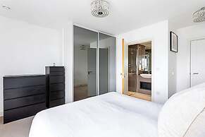 Greenwich Riverside Dream View