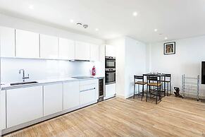 Greenwich Riverside Dream View