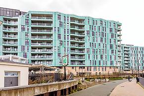 Greenwich Riverside Dream View