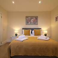 Railway Cottage - Maryhill