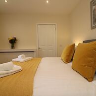 Railway Cottage - Maryhill