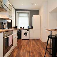 Railway Cottage - Maryhill