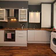 Railway Cottage - Maryhill