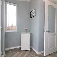 Railway Cottage - Maryhill