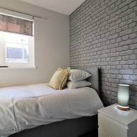 Chapelhall House - Airdrie