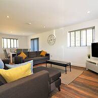 Railway House 5 bed - Maryhill