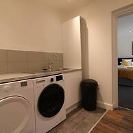 Railway House 5 bed - Maryhill