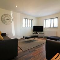 Railway House 5 bed - Maryhill