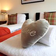 Brambling House - Carnbroe