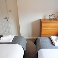 Brambling House - Carnbroe