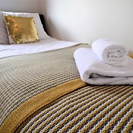 Brambling House - Carnbroe