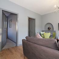 Burnbank House - Hamilton