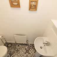 Whistleberry House - Hamilton