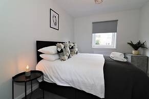 Caldercruix House - Airdrie