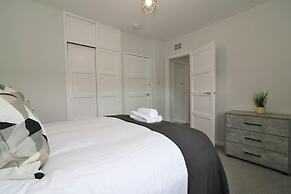 Caldercruix House - Airdrie